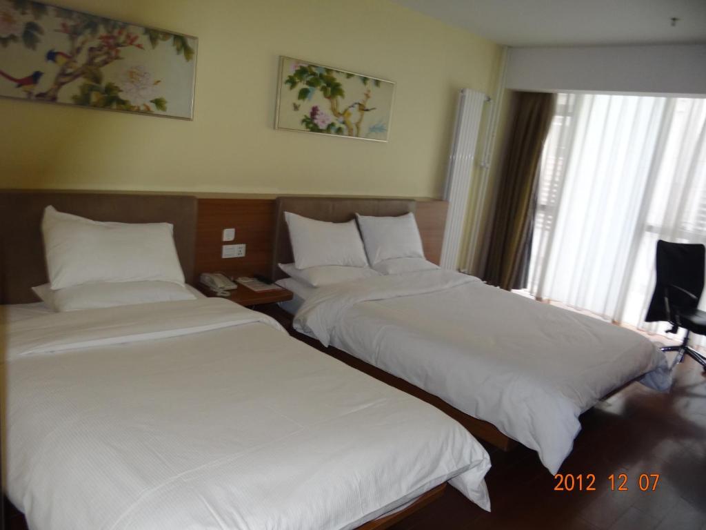 Donghua Hotel Peking  Buitenkant foto
