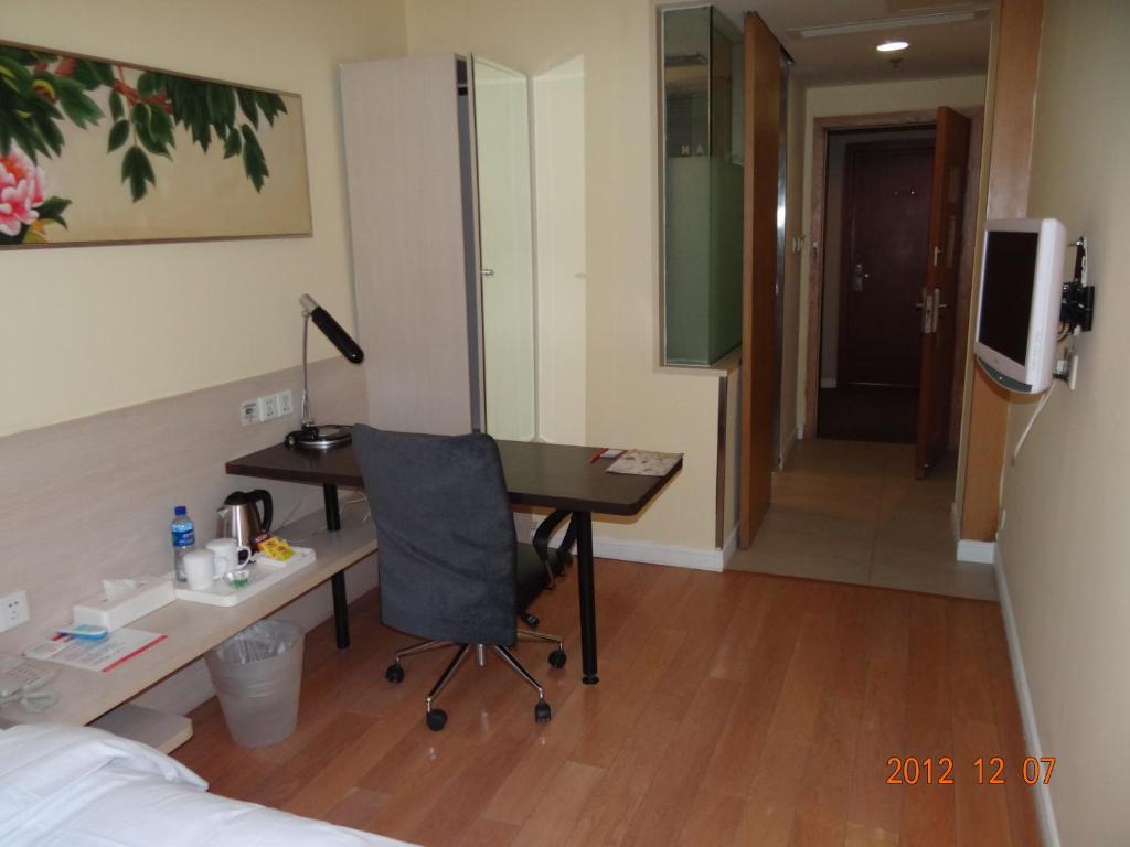 Donghua Hotel Peking  Buitenkant foto