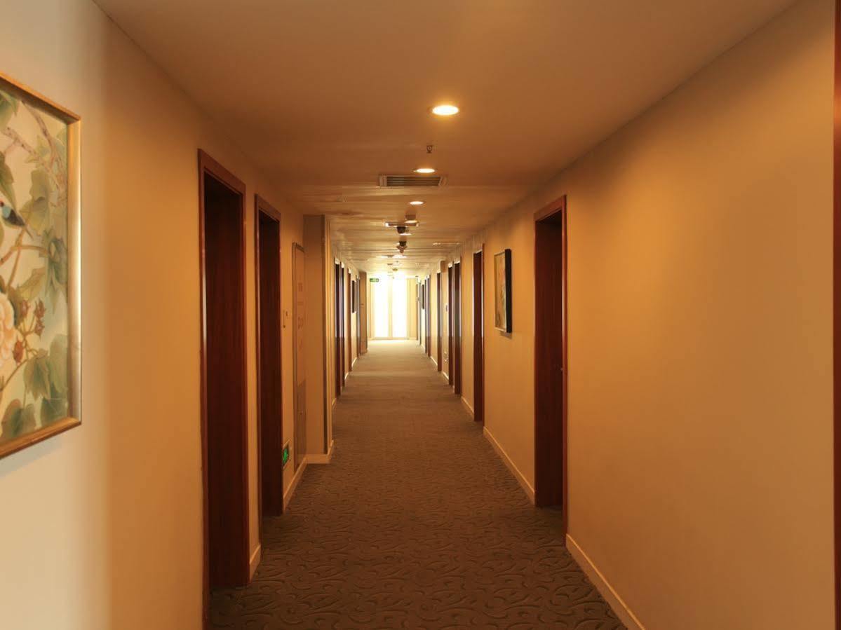 Donghua Hotel Peking  Buitenkant foto